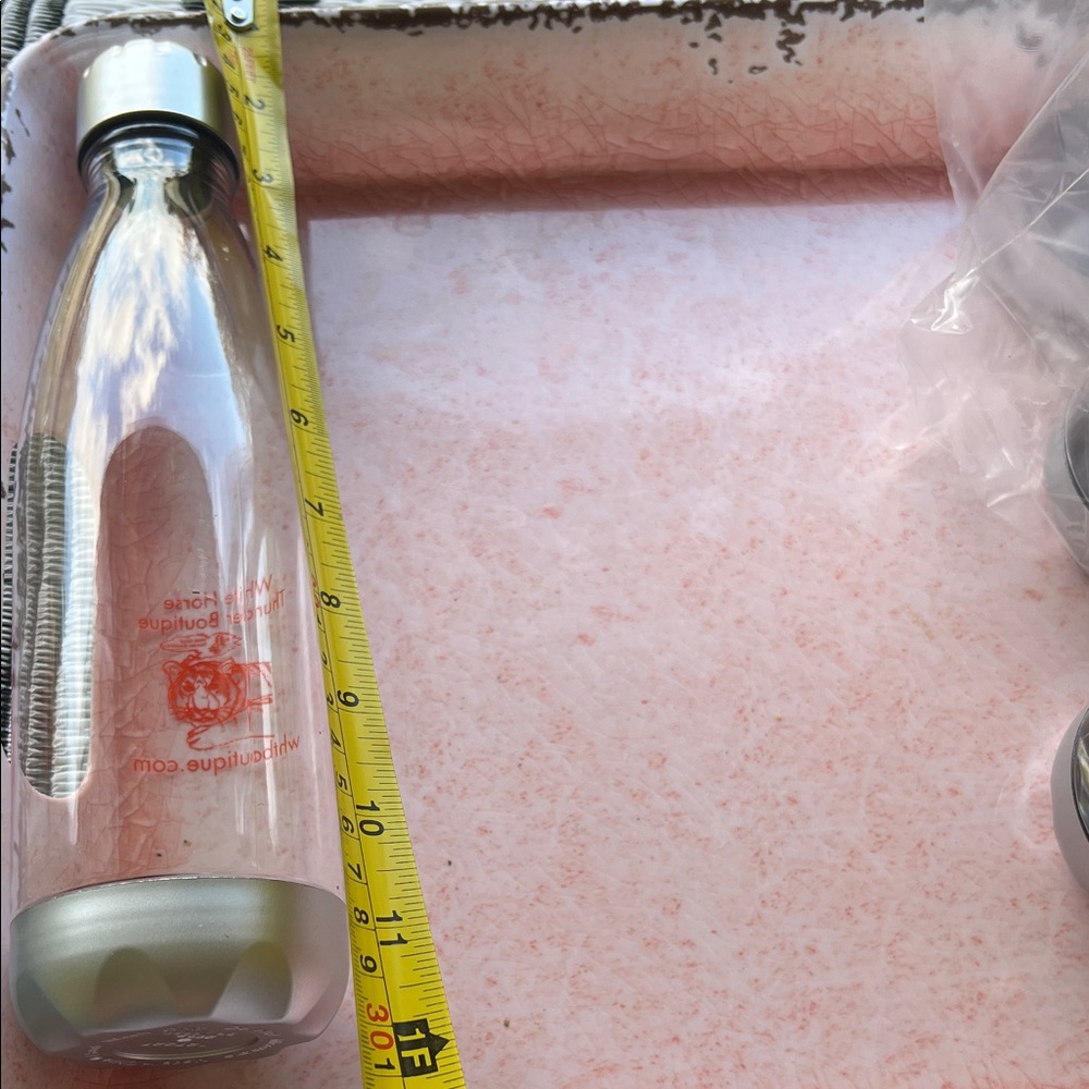 #0824 *6 Clear Plastic Bottles Refill To go.Thee Golden Tiger Art printed. - Picture 3 of 9